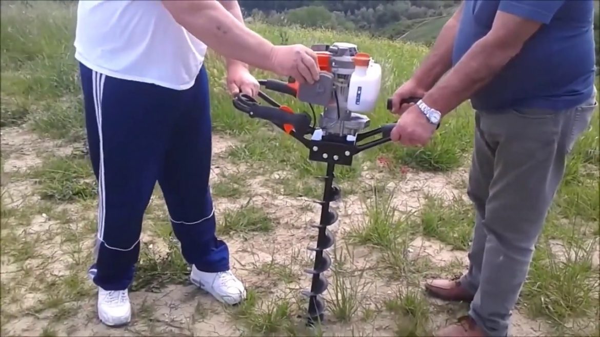 Tarière thermique : un appareil ergonomique pour les travaux dans le jardin